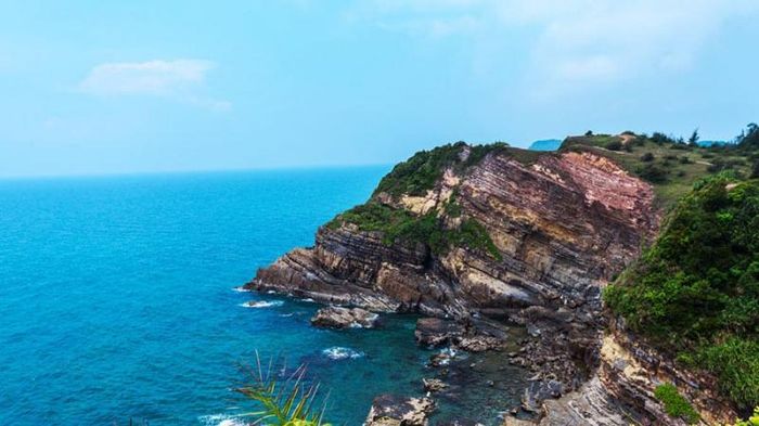 Cô Tô: Vẻ đẹp hoang sơ và quyến rũ của đảo ngọc Gallery 1