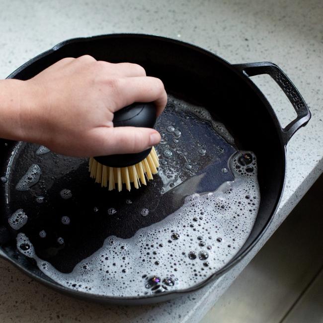 Cast Iron: The Ultimate Guide Gallery 2