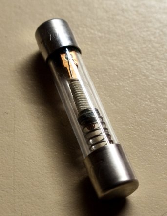 Fuse in English