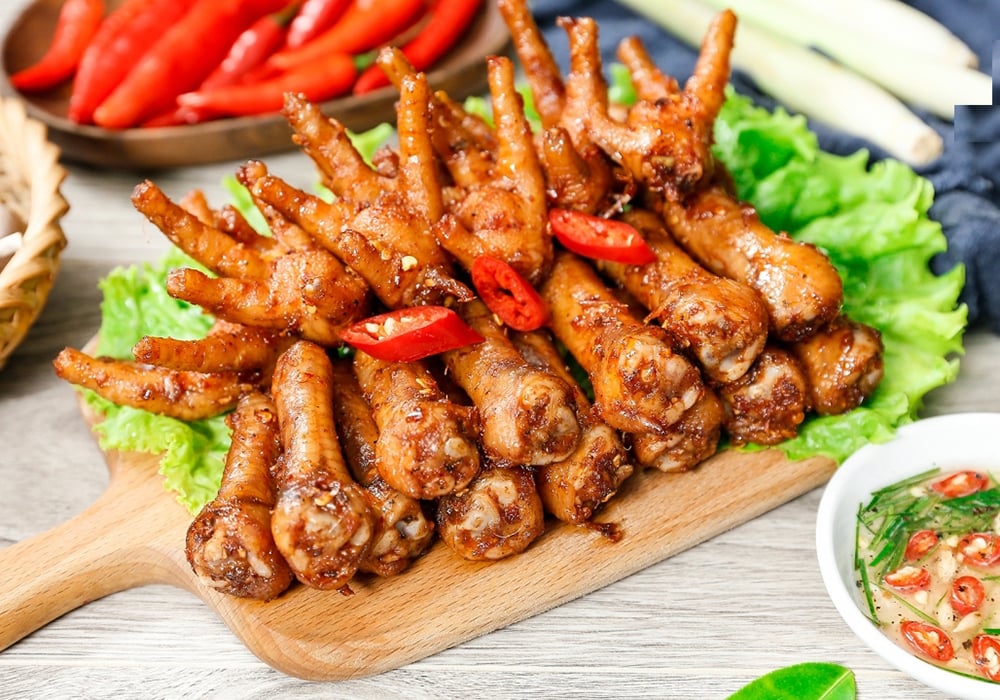 STT bán chân gà - Món ngon hấp dẫn, chất lượng đảm bảo