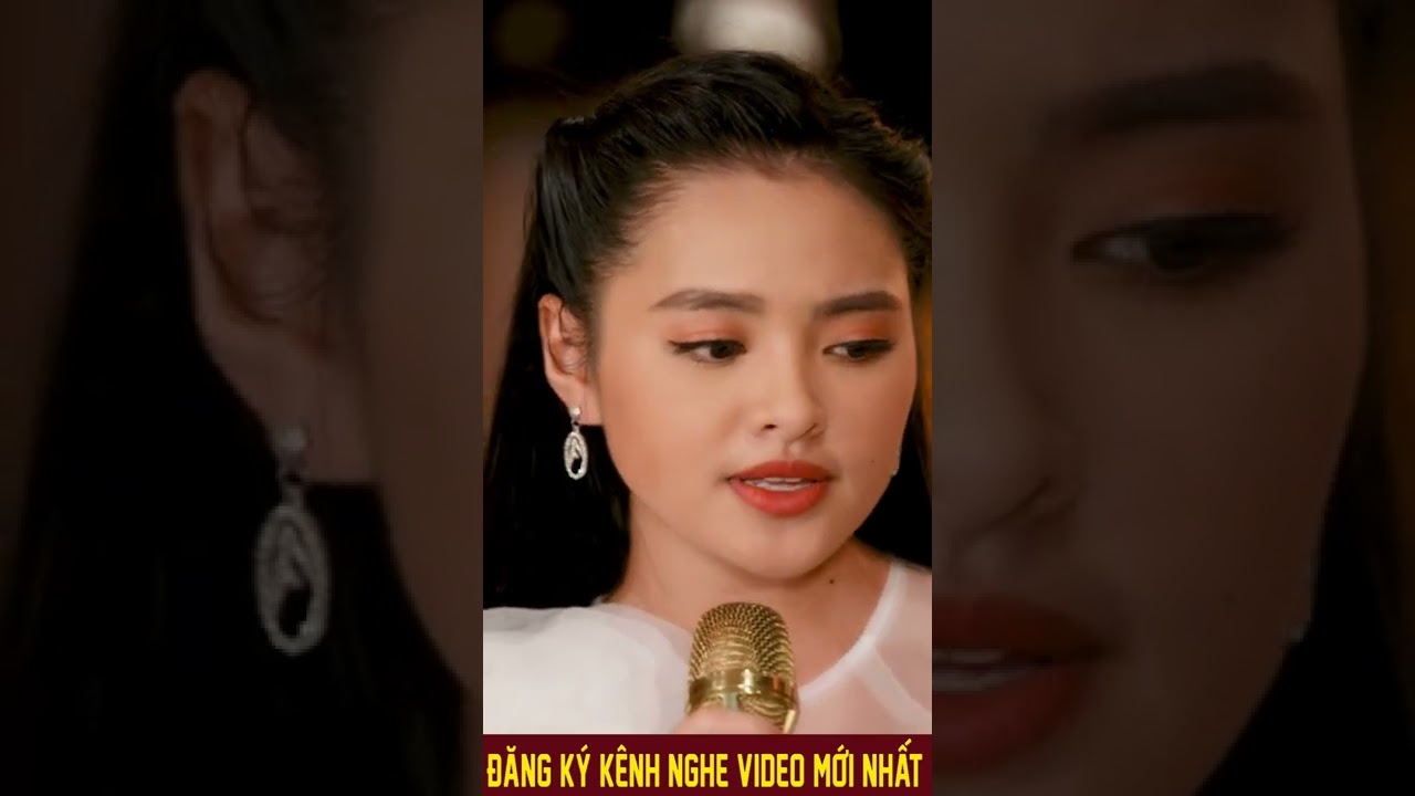 Chạnh lòng thấy u hoài: Nguyên nhân và cách vượt qua