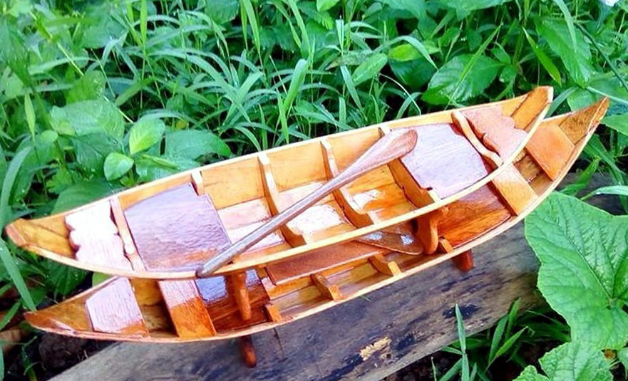 Xuồng Ba Lá: Phương Tiện Di Chuyển Trên Sông Nước Miền Tây