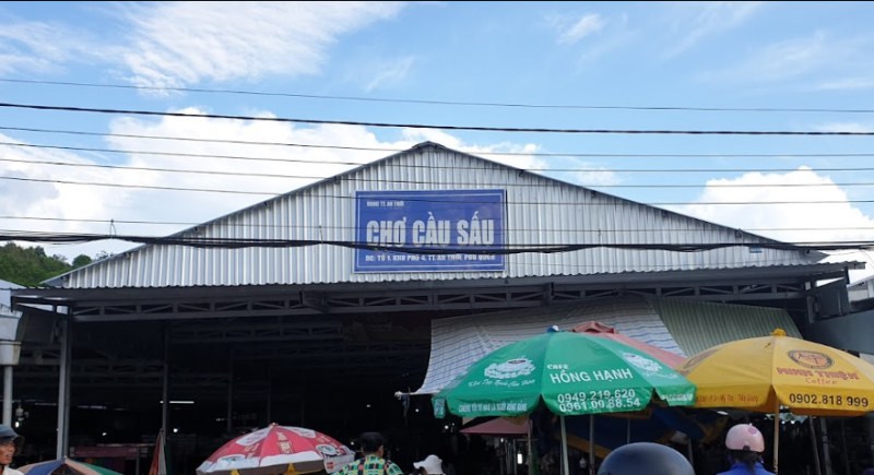 Chợ Cầu Sấu Phú Quốc - Thiên Đường Hải Sản Tươi Sống