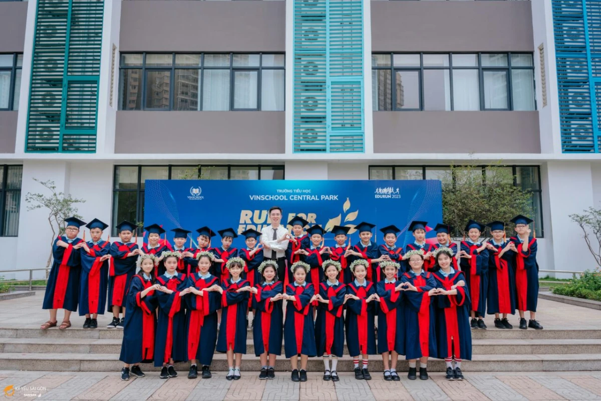 Kỷ yếu lớp 5: Lưu giữ những khoảnh khắc đáng nhớ Gallery 1