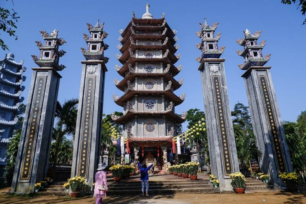 Chùa Thiên Ấn Quảng Ngãi - Ngôi Chùa Cổ Kính Linh Thiêng