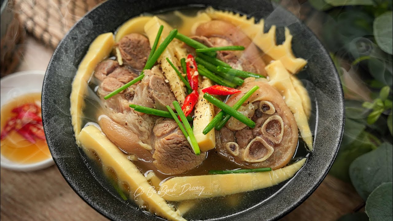 Canh Măng Chân Giò - Món Ăn Dân Dã Mà Hấp Dẫn Gallery 1