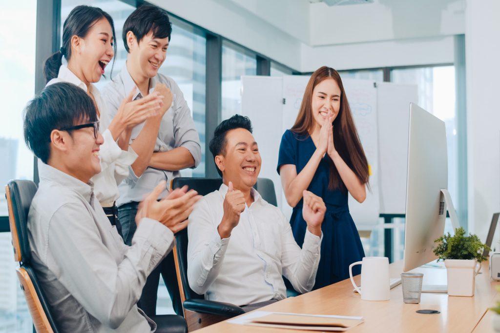 Cảm nhận chân thực về môi trường làm việc tại Công ty ABC Gallery 2
