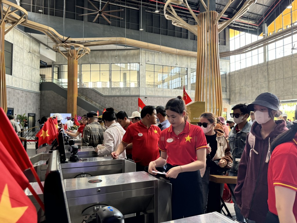 Tìm Việc Làm Ở Núi Bà Đen Tây Ninh Gallery 1