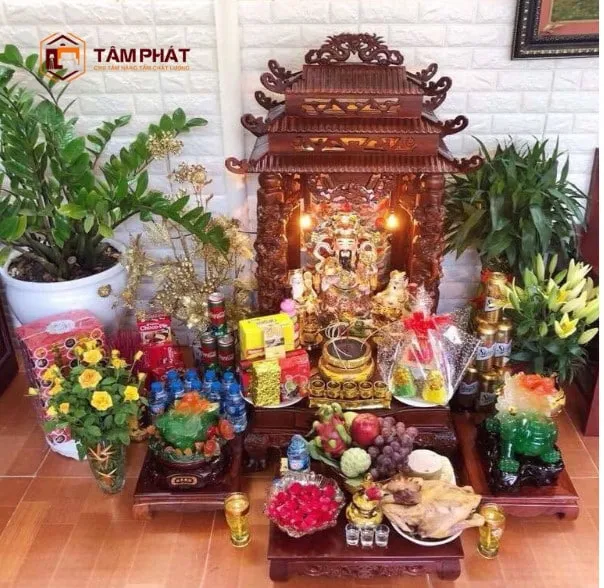 Có Nên Để Chậu Cây Trên Bàn Thờ?