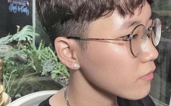 Con trai đeo khuyên tai bên nào? Gallery 2