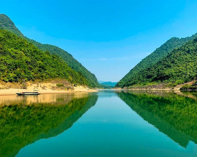 Hòn Kẽm Đá Dừng Gallery 1