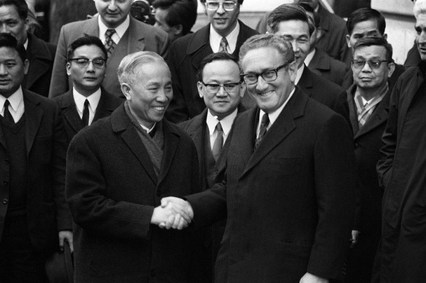 Sự kiện lịch sử có thật về Hồ Chí Minh: Cuộc gặp gỡ bí mật tại Paris năm 1946 Gallery 1