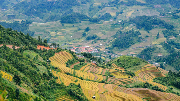 Bản Làng Em Lưng Chừng Núi Gallery 1