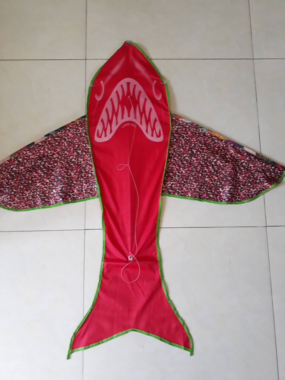 Diều Cá Mập Đen Gallery 1