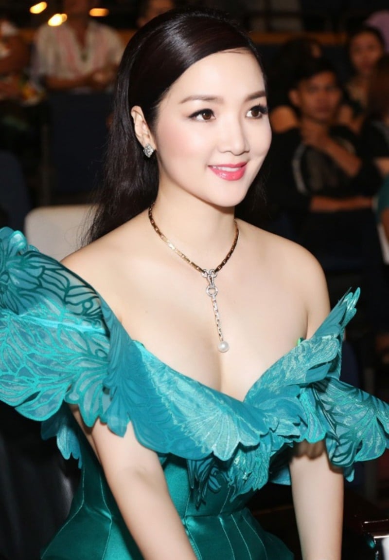 Vai Xuôi Lượn Sóng là gì? Gallery 1