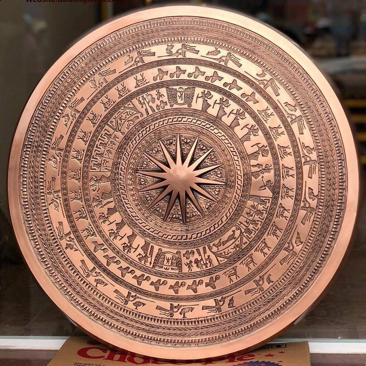 Trống Đồng Đông Sơn: Di Sản Văn Hóa Vĩ Đại Của Người Việt Cổ Gallery 2
