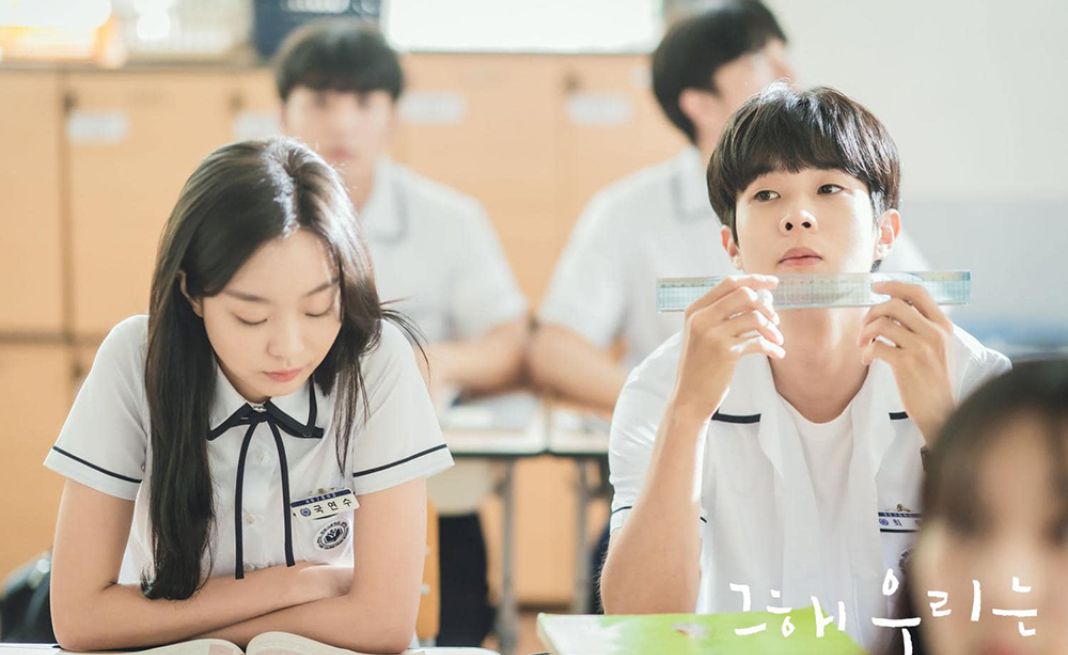 Tình Yêu Tuổi Mới Lớn: Ngọt Ngào, Đau Khổ và Những Bài Học Đáng Giá Gallery 1