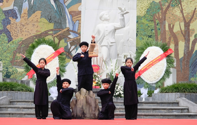 Anh Kim Đồng - Chiến sĩ nhỏ tuổi anh hùng Gallery 2