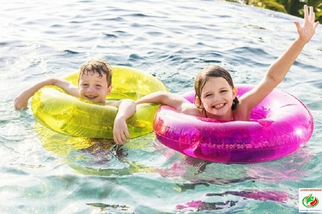 What is a swimming float in English? Gallery 1