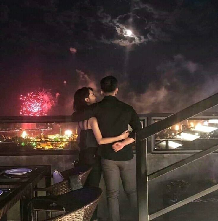 Đón Giao Thừa Cùng Người Yêu: Kế Hoạch Hoàn Hảo Cho Khoảnh Khắc Đáng Nhớ