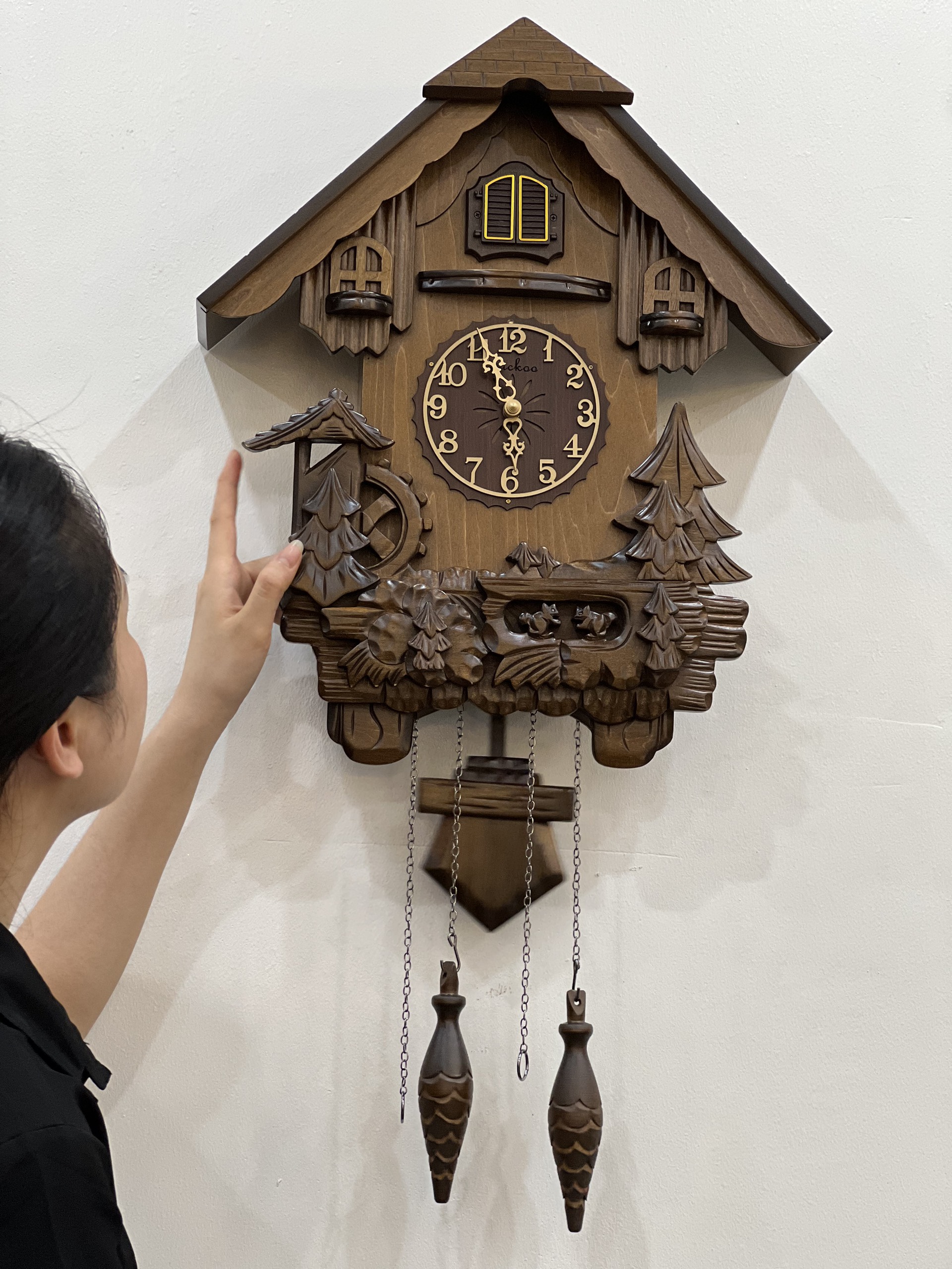 Đồng Hồ Chim Cúc Cu: Sự Kết Hợp Hoàn Hảo Giữa Nghệ Thuật Và Thời Gian
