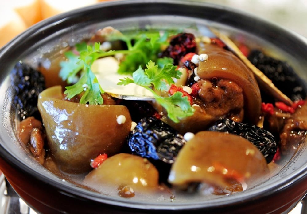 Đuôi Trâu Hầm Thuốc Bắc: Bổ Dưỡng Và Thơm Ngon