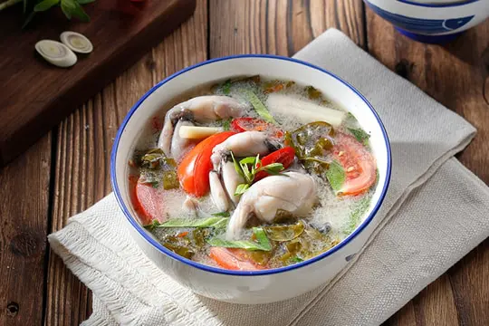 Ếch Nấu Lá Giang: Hương Vị Miền Tây Đậm Đà