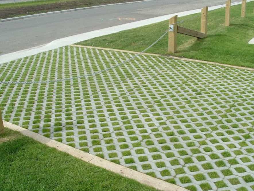 Gạch Số 8 Trồng Cỏ: Giải Pháp Hoàn Hảo Cho Sân Vườn Xanh Mát
