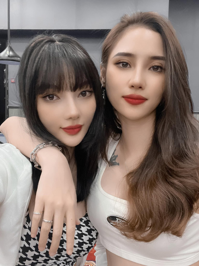 Gái với gái