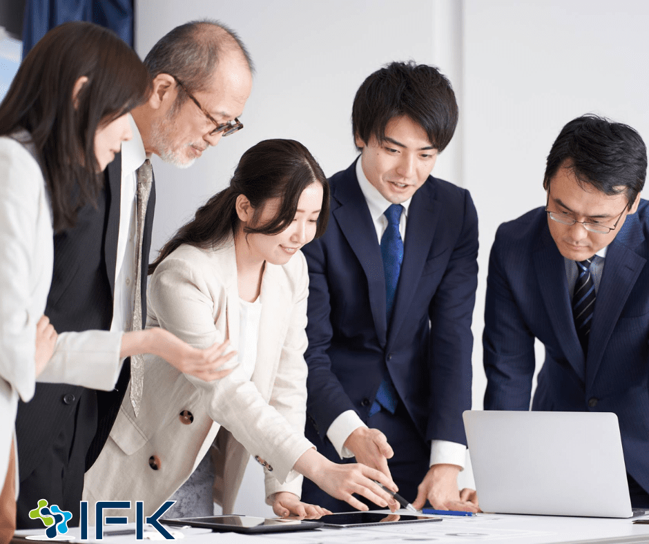 Giao tiếp phi ngôn ngữ trong kinh doanh: Bí quyết thành công không lời