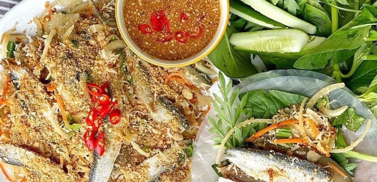 Gỏi Cá Trích Cô Tư