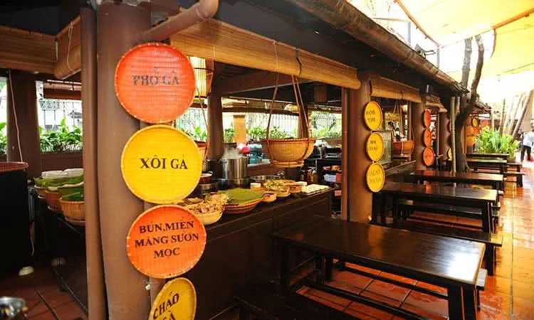 Quán Ngon Phan Bội Châu: Khám Phá Thiên Đường Ẩm Thực Gallery 1