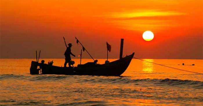 Cảm nhận về khổ 3, 4, 5 bài thơ Đoàn thuyền đánh cá Gallery 1