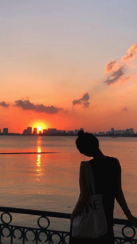 Cô đơn ảnh hoàng hôn buồn Gallery 1