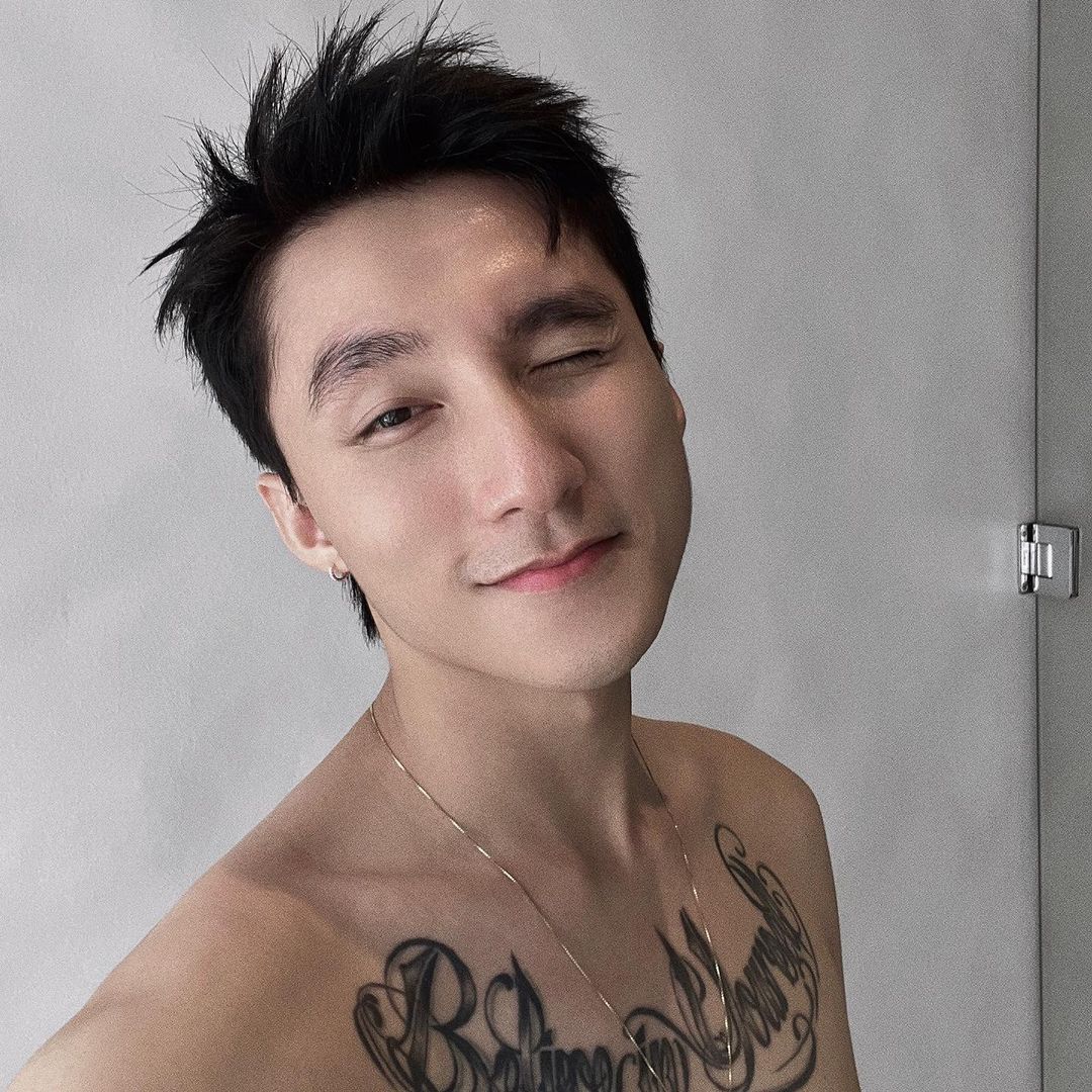 Hình Xăm Ở Ngực Sơn Tùng MTP