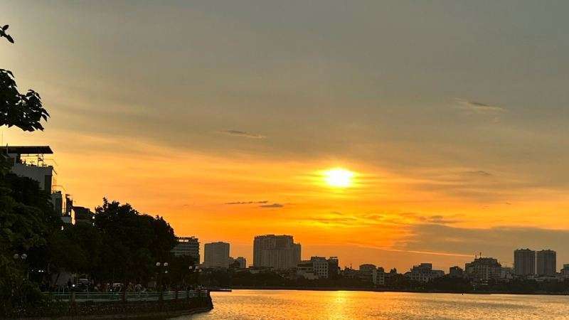 Hoàng hôn là buổi nào?