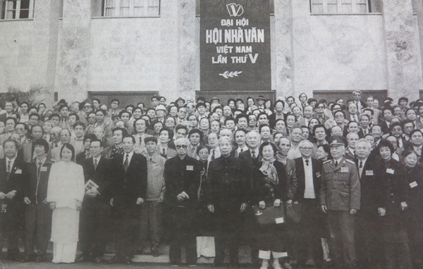 Hội Nhà Văn Việt Nam: Cổng Của Văn Học Việt Nam Gallery 2