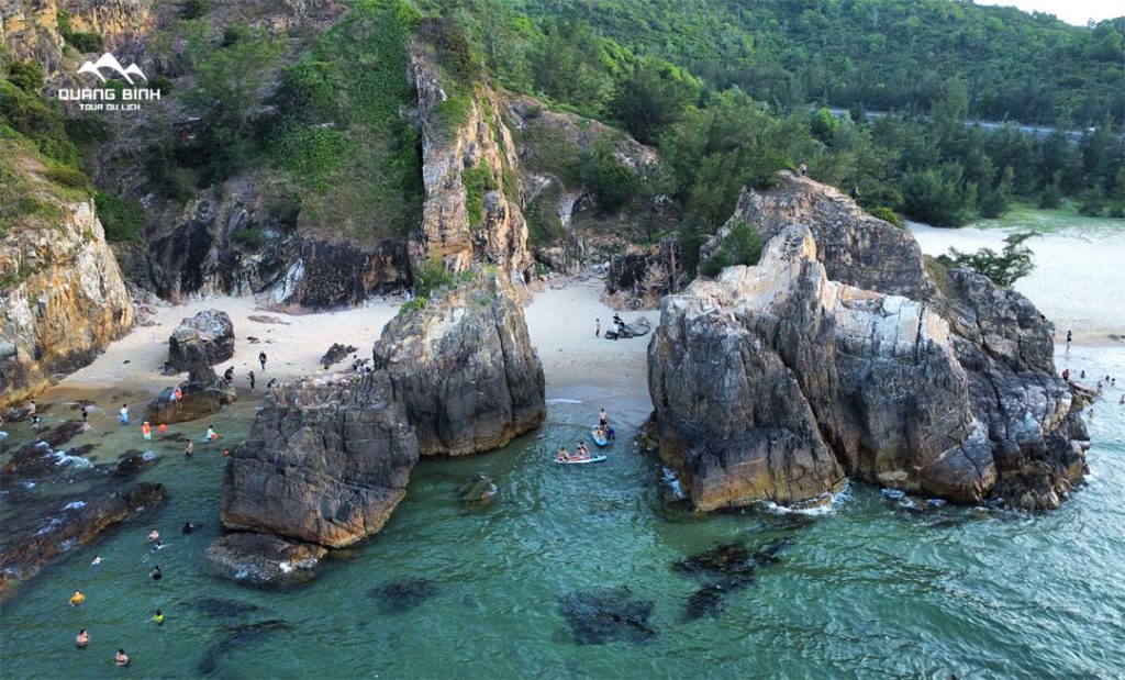 Bãi biển đá nhảy Gallery 2