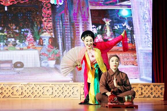 Lên Chùa Chân Trời Sáng Tạo: Trải Nghiệm Tâm Linh Và Nghệ Thuật Độc Đáo Gallery 2