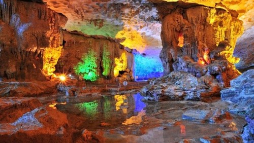 Hang Động Hạ Long: Khám Phá Kỳ Quan Thiên Nhiên Tuyệt Đẹp Gallery 2