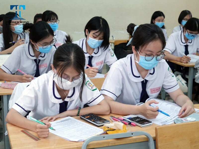 Học Hết Lớp 9 Nên Học Nghề Gì Cho Nữ?