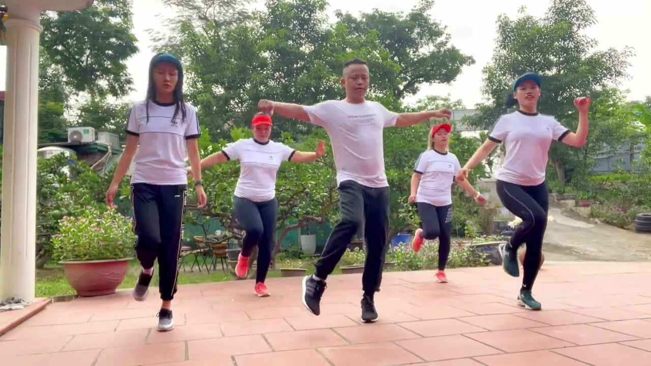Học Nhún Nhảy Đơn Giản