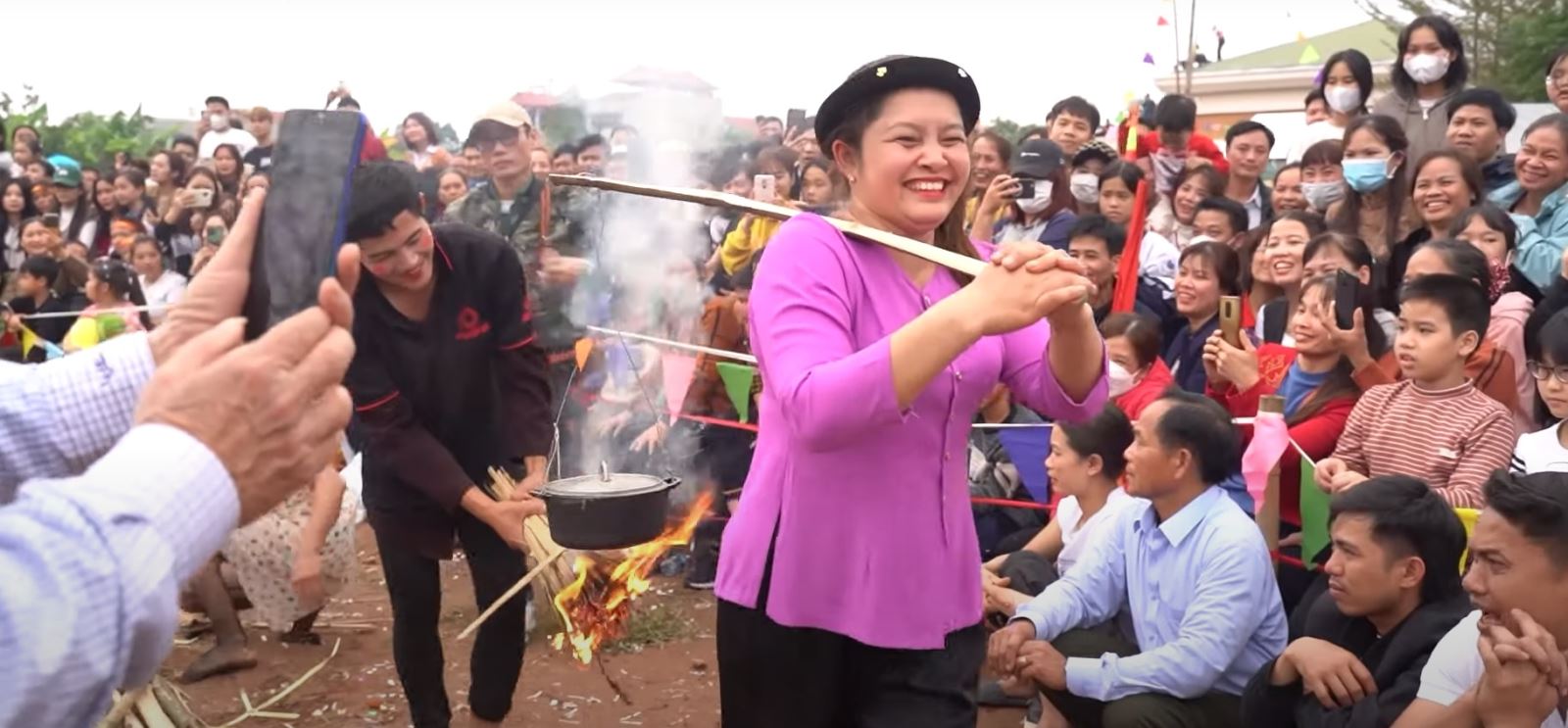 Hội Thổi Cơm Thi Ở Đồng Văn