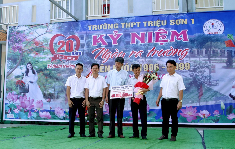 20 Năm Về Thăm Trường Cũ: Kỷ Niệm Tuổi Thơ Dâng Trào Gallery 2