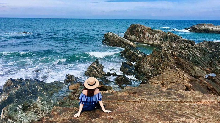 Bãi Đá Cầu Mỵ - Khám Phá Vẻ Đẹp Hoang Sơ Gallery 2