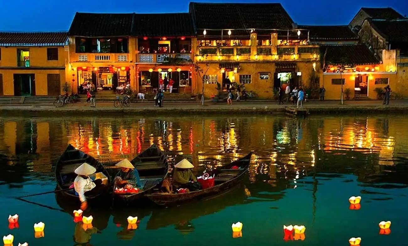 Thơ Về Hội An: Cảm Hứng Từ Thành Phố Cổ Kính Gallery 2