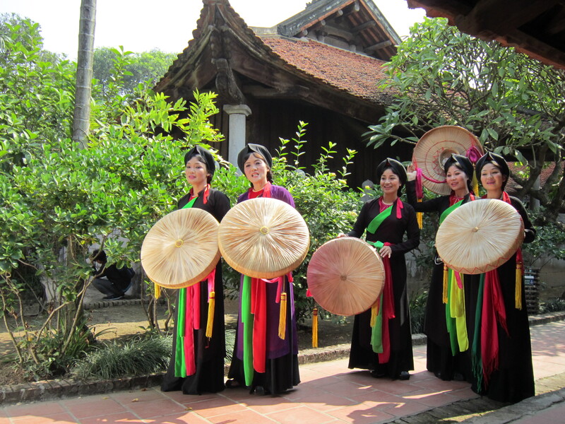 Em Chưa Đến Làng Quan Họ Gallery 1