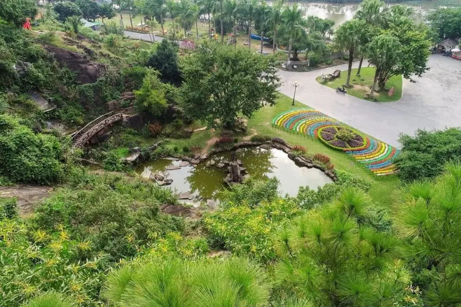 Du lịch Núi Ngăm: Khám phá vẻ đẹp hoang sơ và hùng vĩ Gallery 1