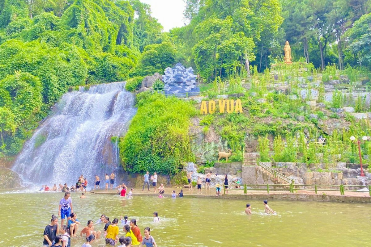 Khu Du Lịch Ao Vua Có Gì? Gallery 1