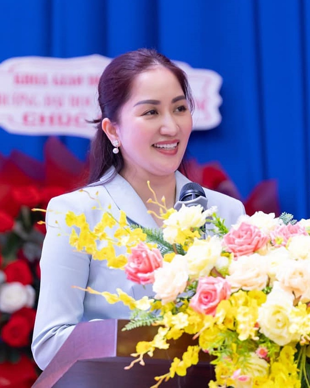 Khánh Thy Sinh Năm Bao Nhiêu?